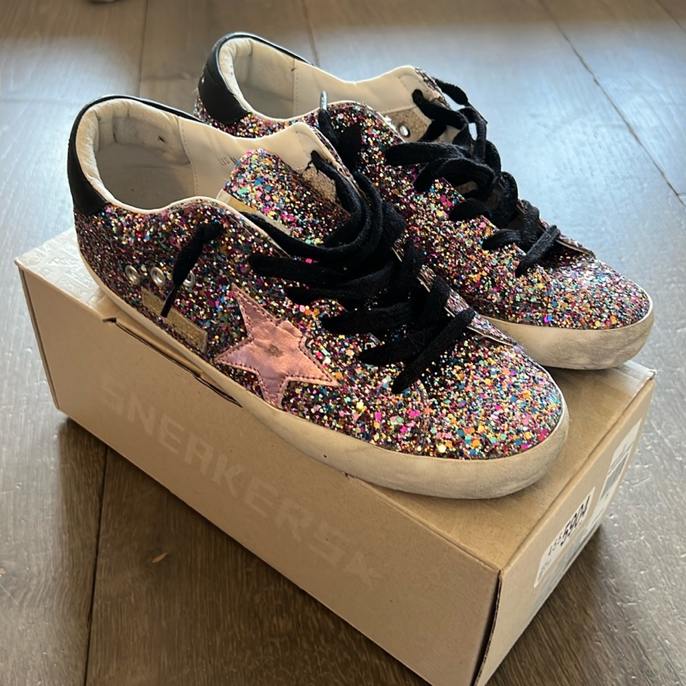EUC Golden Goose Glitter Superstars size 39 ✨